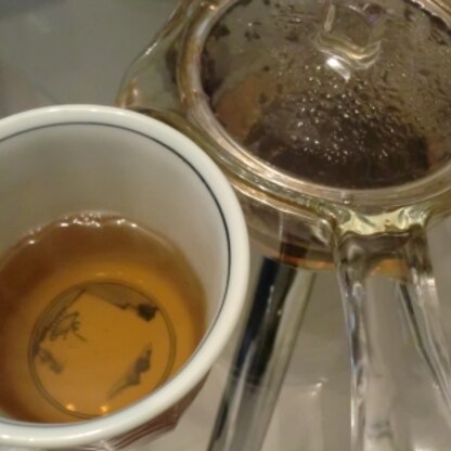 残った緑茶が香ばしほうじ茶に早変わり♪嬉しいです！